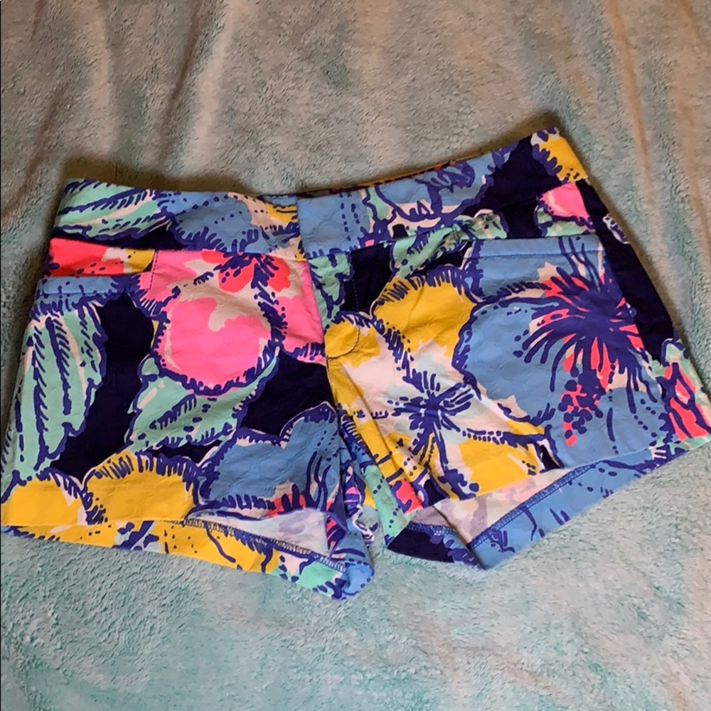 EUC Lilly Pulitzer shorts size 2